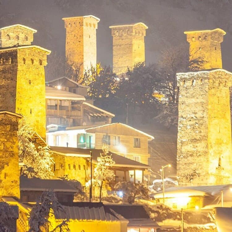 Guesthouse Guram Baba Mestia Zewnętrze zdjęcie